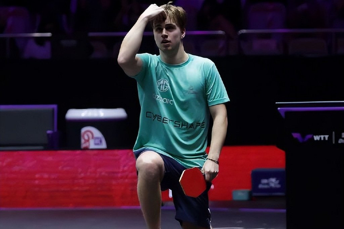 员增强中场 员增强中场